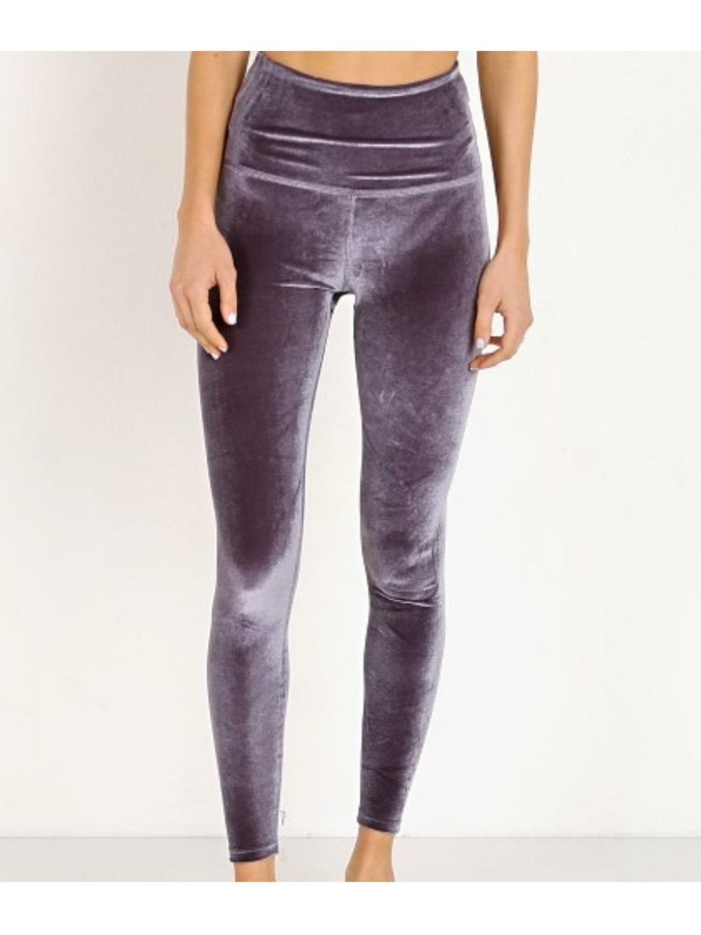 Beyond Yoga Velvet Motion High Rise Legging - Picture 2 of 10